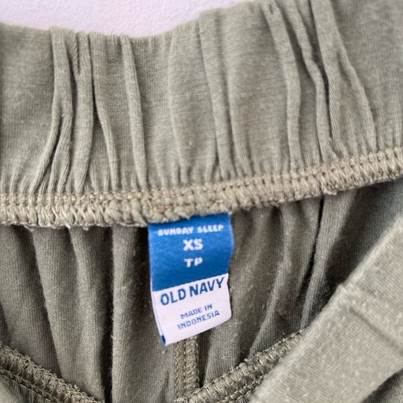 Two pairs of Old Navy Sunday Sleep pyjama lounge pants - Picture 3 of 8